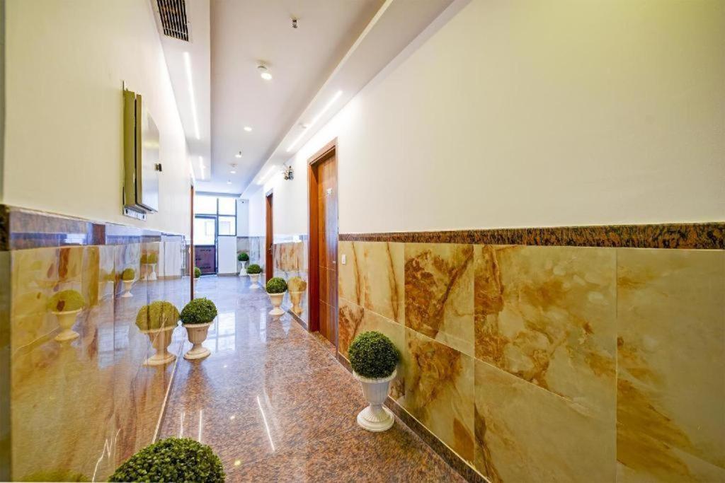 Hotel Rosewood Near Delhi Airport ニューデリー エクステリア 写真