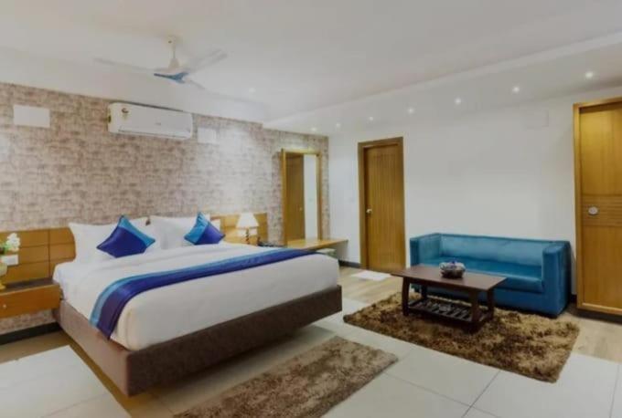 Hotel Rosewood Near Delhi Airport ニューデリー エクステリア 写真